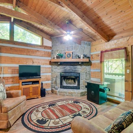 Gatlinburg Cabin With Hot Tub About 6 Mi To Downtown! Екстер'єр фото