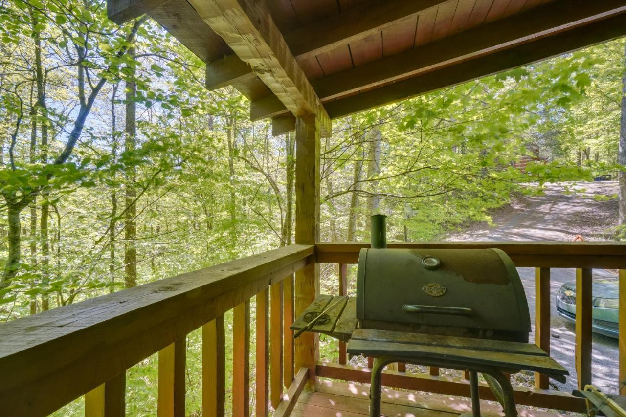 Gatlinburg Cabin With Hot Tub About 6 Mi To Downtown! Екстер'єр фото